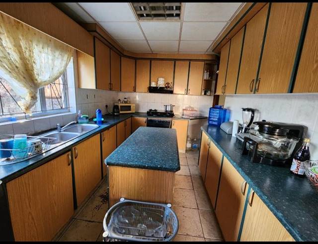 3 BEDROOM HOUSE FOR SALE IN MOORTON